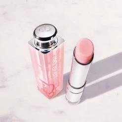 Dior Addict Lip Glow Baume à Lèvres Révélateur De Couleur Naturelle - Hydratation 24 H - 97 % D'ingrédients D'origine Naturelle 14 Dior Addict Lip Glow Baume à Lèvres Révélateur De Couleur Naturelle - Hydratation 24 H - 97 % D'ingrédients D'origine Naturelle -Guerlain Soldes Magasin dior addict lip glow baume a levres 4
